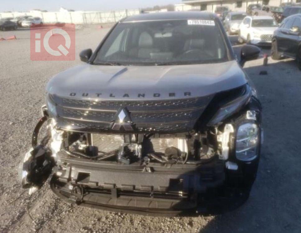 میتسوبیشی ئاوتلاندەر